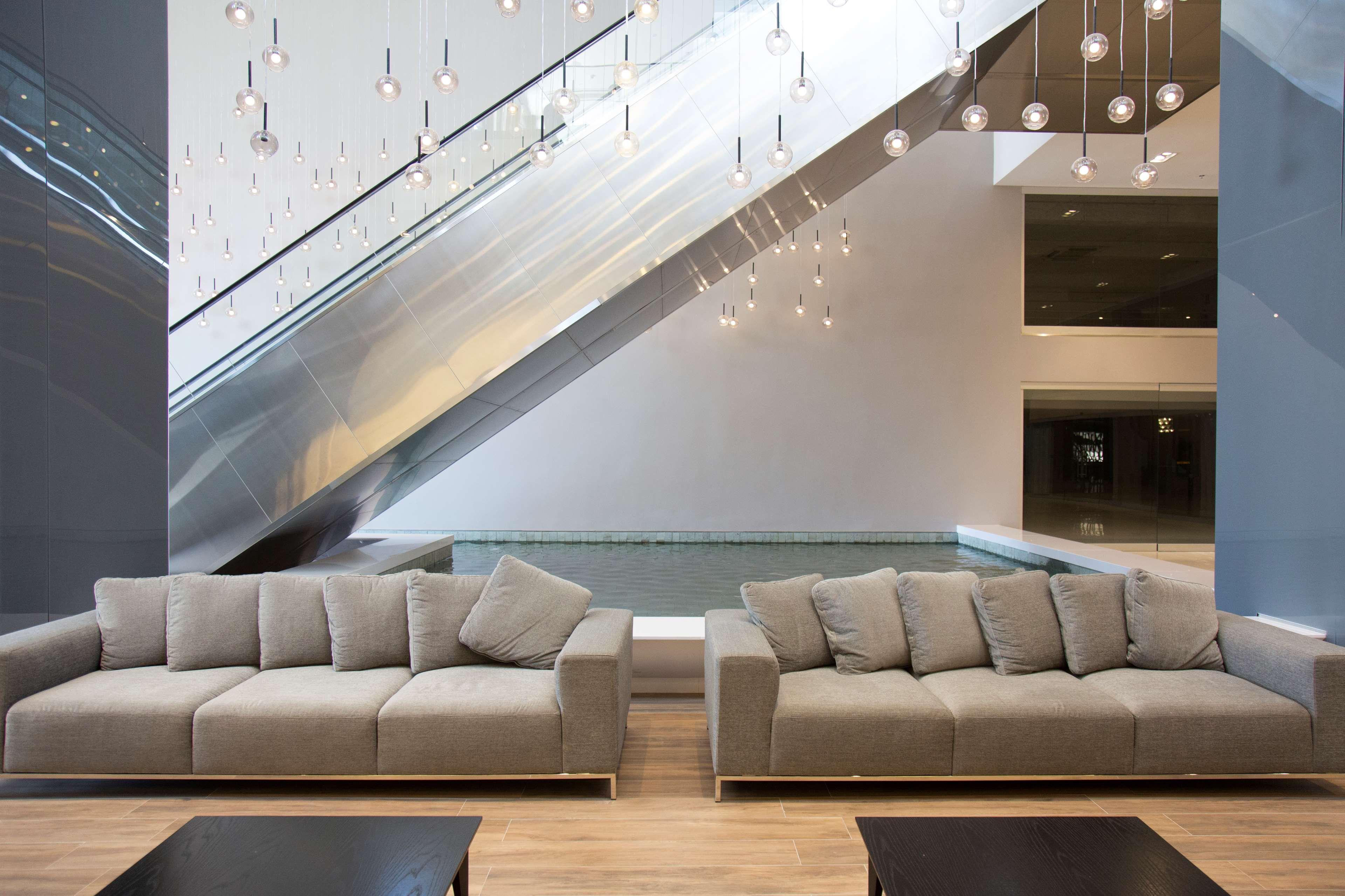 Hotel Nh The Five 5*